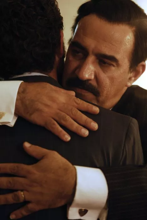 Igal Naor (Saddam Hussein) zdroj: imdb.com