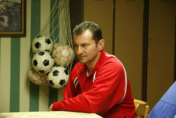 Ondřej Vetchý (Jirka Luňák – kapitán a trenér týmu (hrající na pozici záložníka)) Photo © Archiv TV Nova