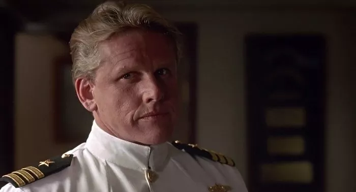 Gary Busey (Commander Krill) Photo © Warner Bros. Pictures