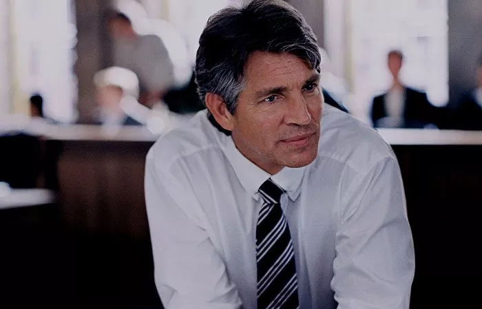 Eric Roberts (Nick Swell) Photo © Universal Pictures