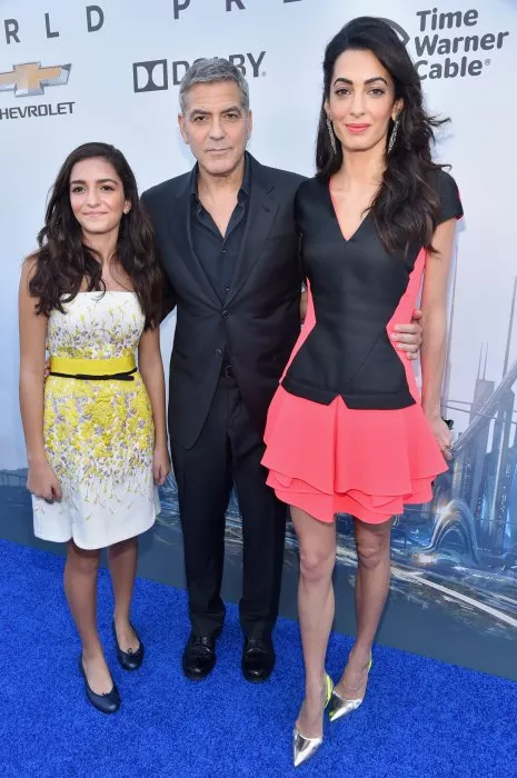 George Clooney (Frank Walker), Amal Clooney zdroj: imdb.com 
promo k filmu