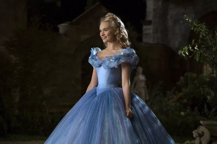 Lily James (Cinderella) Photo © Walt Disney Pictures