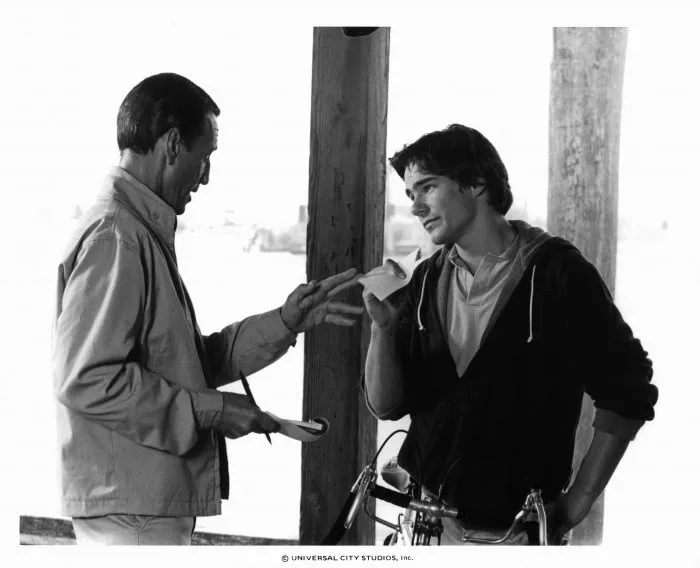 Roy Scheider (Brody), David Elliott (Larry) zdroj: imdb.com