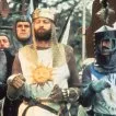 Monty Python a Svätý Grál (1975) - King Arthur