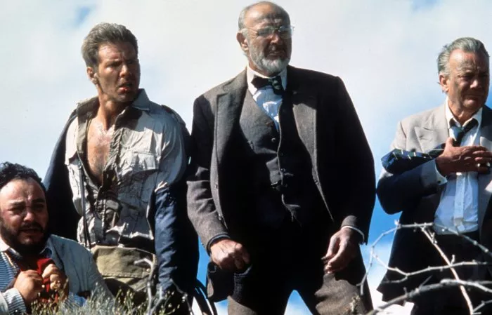 Sean Connery (Professor Henry Jones), Harrison Ford (Indiana Jones), Denholm Elliott (Marcus Brody), John Rhys-Davies (Sallah) zdroj: imdb.com