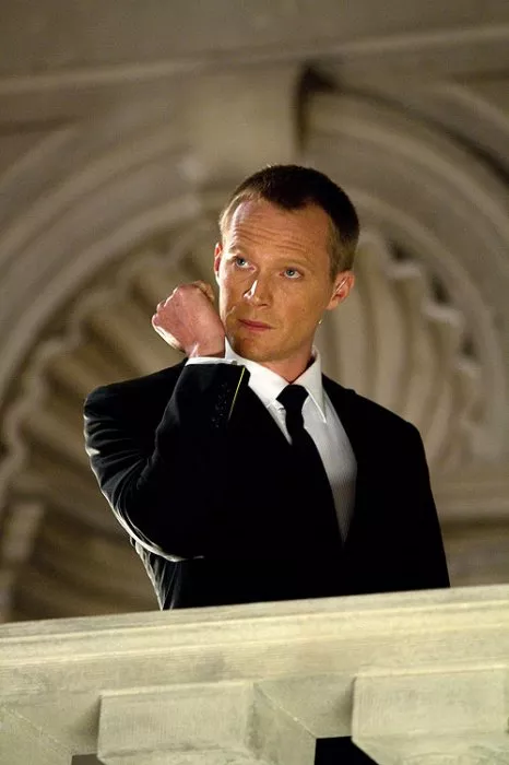 Paul Bettany (Inspector John Acheson) Photo © Columbia Pictures