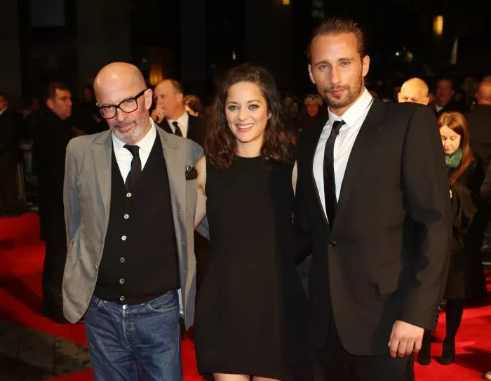 Jacques Audiard, Marion Cotillard (Stéphanie), Matthias Schoenaerts (Alain van Versch) zdroj: imdb.com 
promo k filmu
