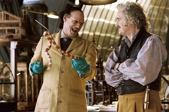 Jim Carrey (Count Olaf), Billy Connolly (Uncle Monty)