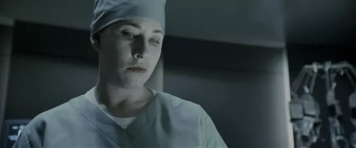 Svitanie (2009) - Nurse