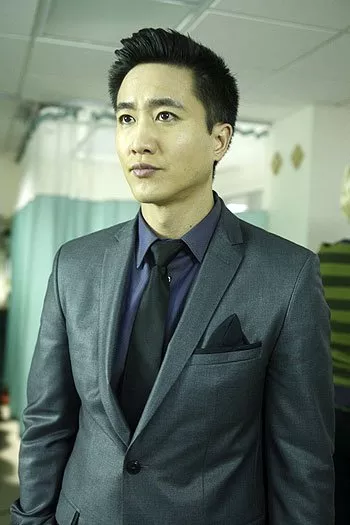 Terry Chen (Carter Burke)