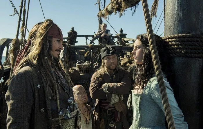Johnny Depp (Captain Jack Sparrow), Martin Klebba (Marty), Stephen Graham (Scrum), Kaya Scodelario (Carina Smyth)