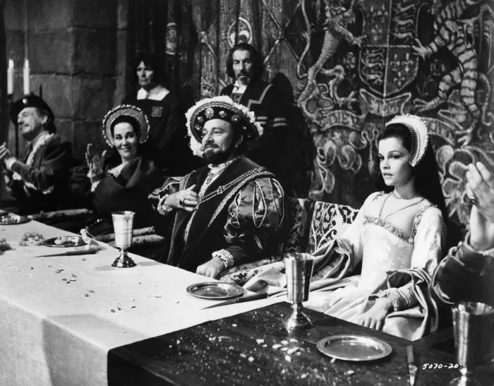 Richard Burton (King Henry VIII), Michael Hordern (Thomas Boleyn), Geneviève Bujold (Anne Boleyn), Anthony Quayle (Wolsey) zdroj: imdb.com