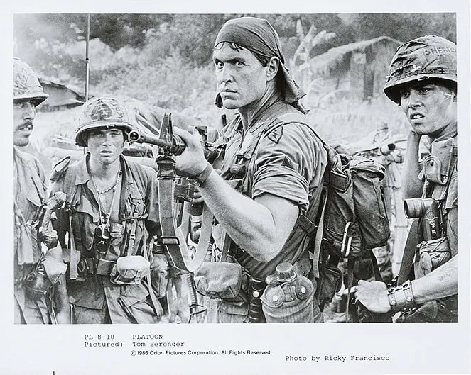 Tom Berenger (Sgt. Barnes), Johnny Depp (Lerner)