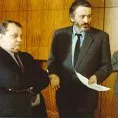 Vážení přátelé, ano (1989) - předseda ZV ROH Mirek Kudrnáč