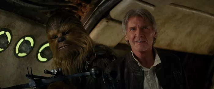 Harrison Ford (Han Solo), Peter Mayhew (Chewbacca) zdroj: imdb.com