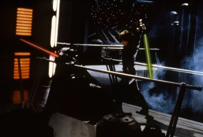 Mark Hamill (Luke Skywalker), David Prowse (Darth Vader) zdroj: imdb.com