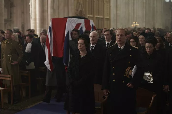 Olivia Colman (Queen Elizabeth II), David Rintoul, Tobias Menzies (Philip, Duke of Edinburgh), Helena Bonham Carter (Princess Margaret)