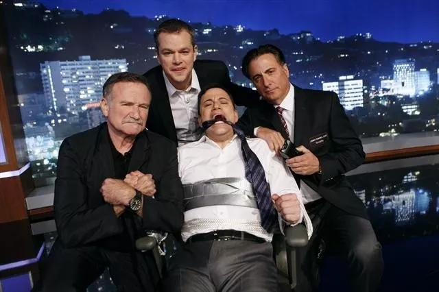 Robin Williams, Matt Damon (Matt Damon - Guest), Andy García, Jimmy Kimmel (Jimmy Kimmel - Host) zdroj: imdb.com