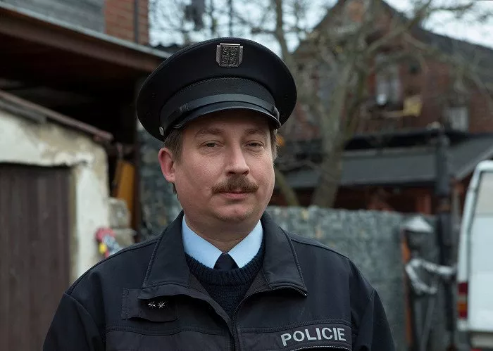 Robert Mikluš (strážmistr Tomáš Topinka – policista)