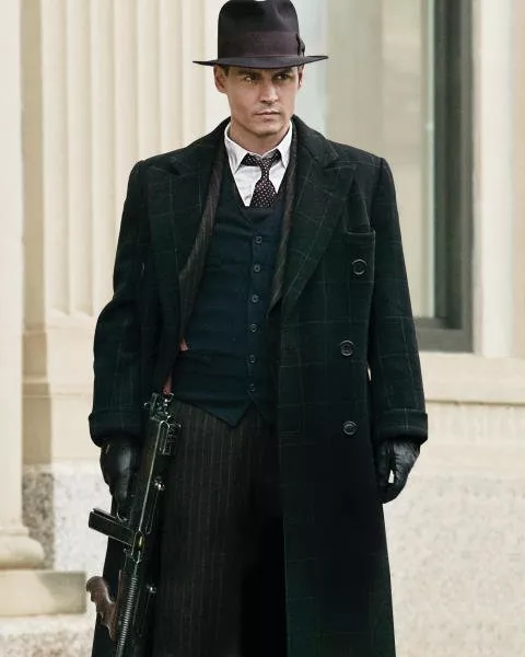 Johnny Depp (John Dillinger) zdroj: imdb.com